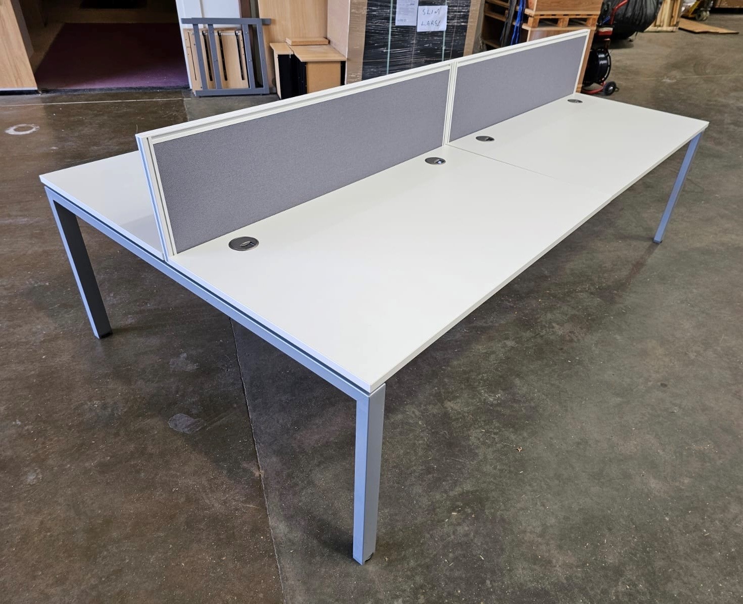 B STOCK - 4 Seat Back to Back Workstation including screens