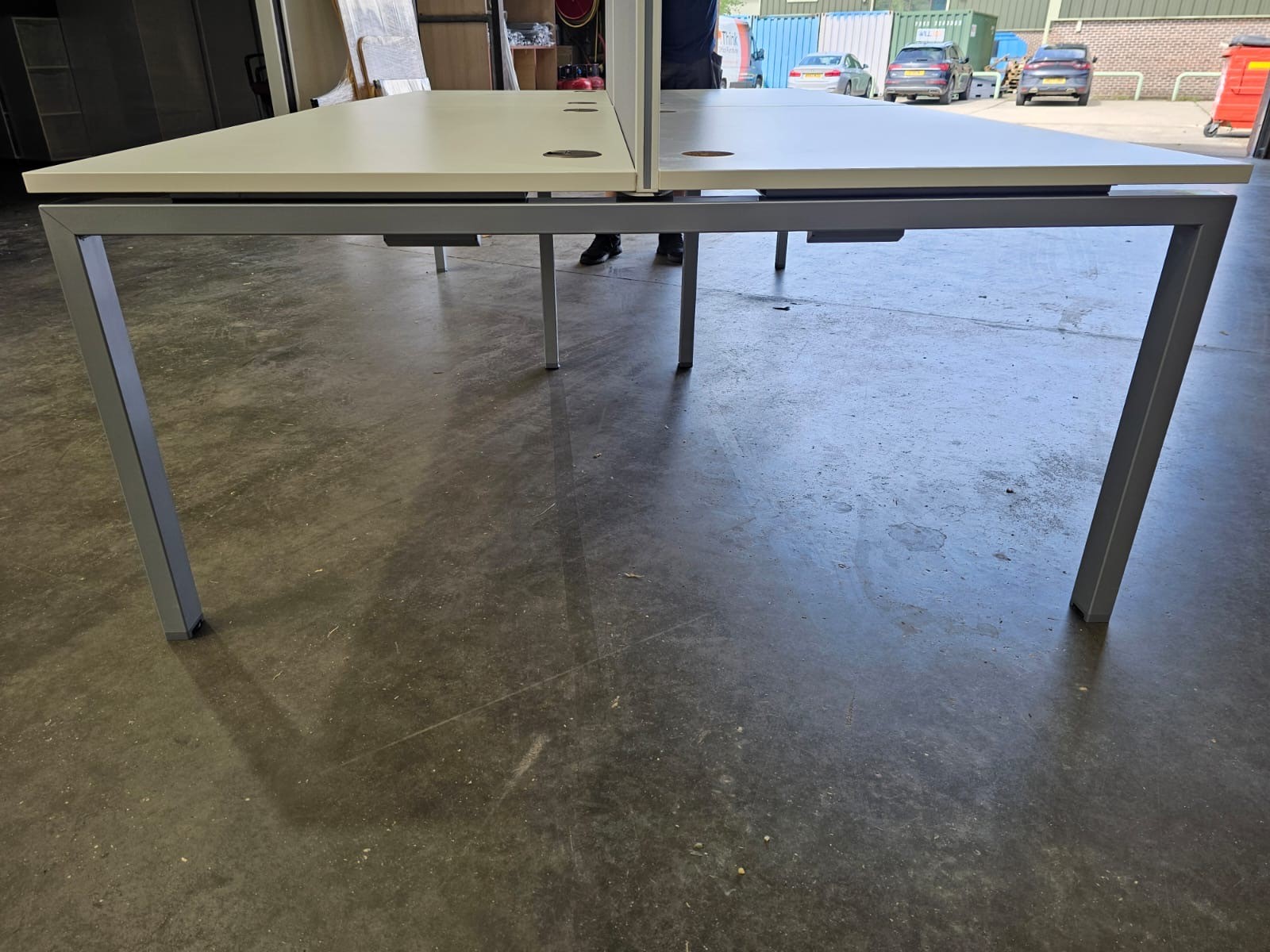 B STOCK - 4 Seat Back to Back Workstation including screens