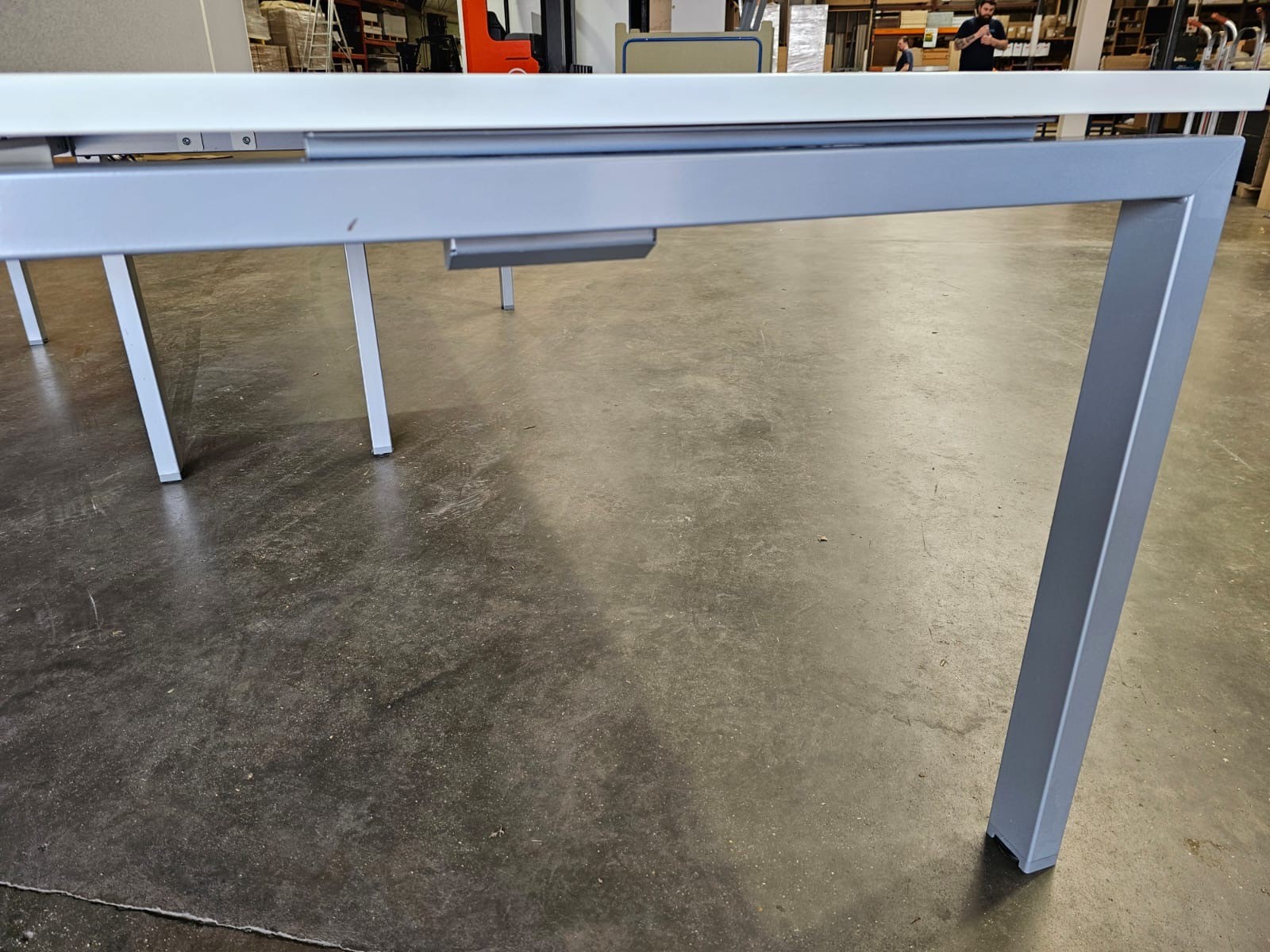 B STOCK - 4 Seat Back to Back Workstation including screens