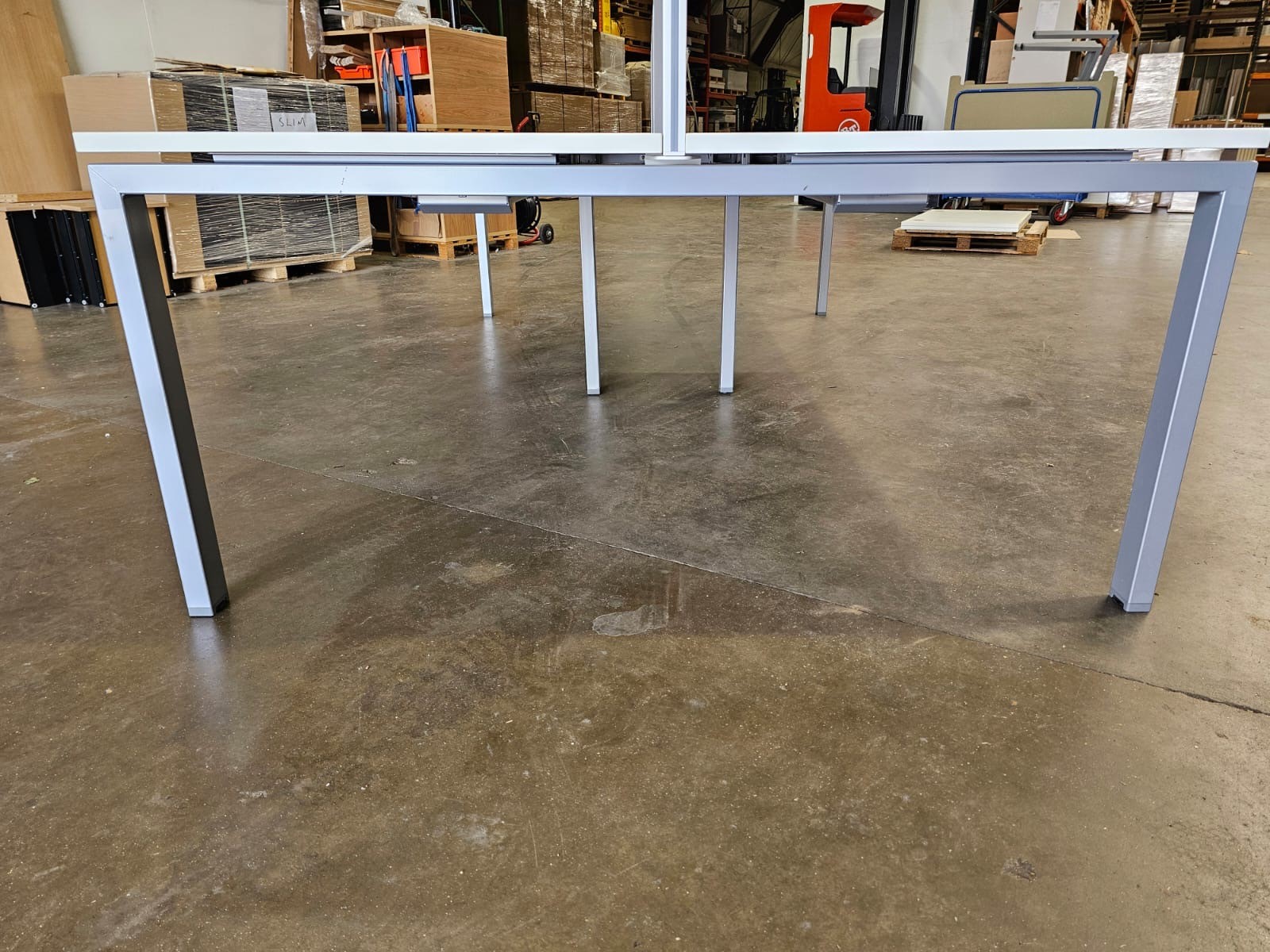 B STOCK - 4 Seat Back to Back Workstation including screens